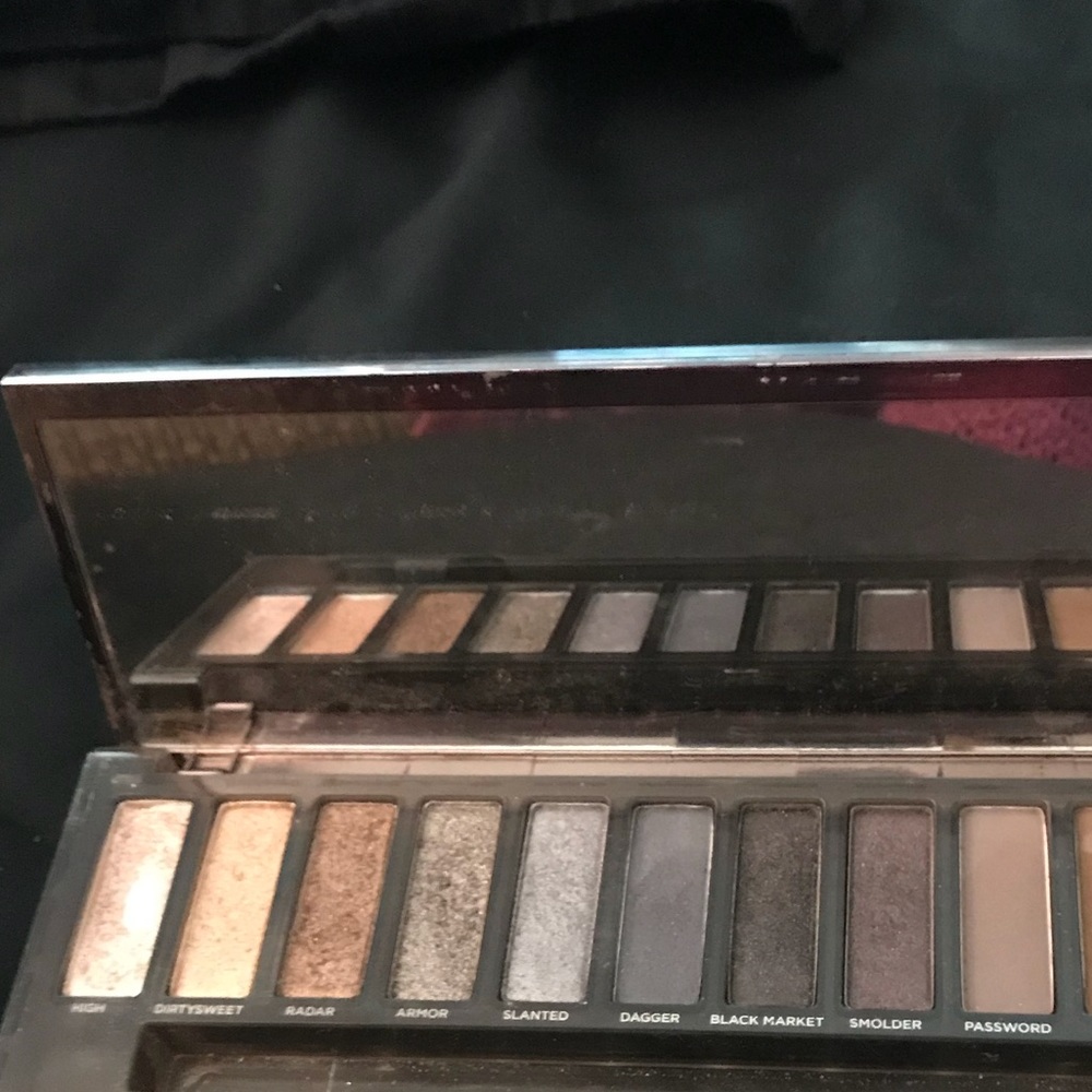 Makeup Lot - Picture 2 of 4